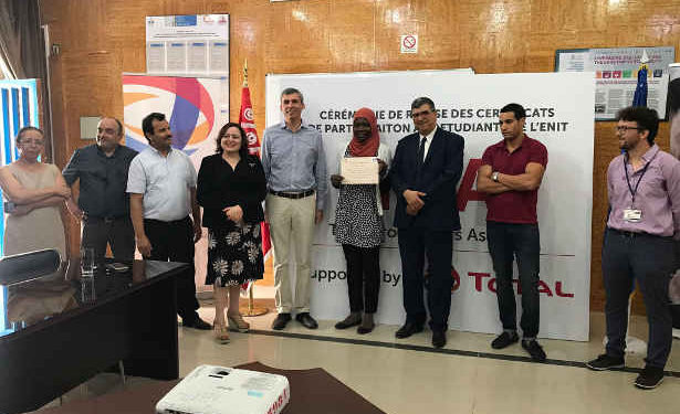 Tunisie : remise des certificats de participation à la formation TPA par Total Tunisie