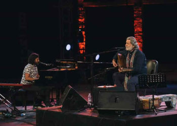 Tunisie : Marcel Khalifa chante tunisien à Hammamet