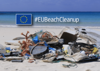 Tunisie : les ambassadeurs participent à la campagne de nettoyage des plages de la Goulette lancée par l&rsquo;UE