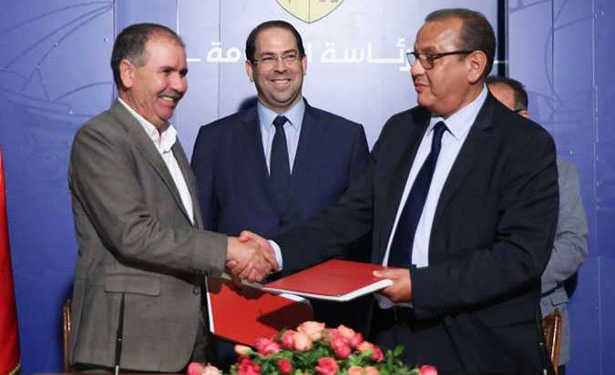 Tunisie : l’UGTT et l’UTICA signent l’accord de majoration salariale dans le secteur privé