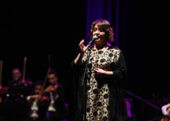 Tunisie : Oumaima Khalil chante à la célébration du huitième anniversaire de la révolution tunisienne