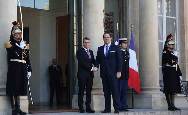Tunisie- France : Doubler les investissements français, le nombre de touristes et coopérer dans la lutte contre le terrorisme, les principaux axes de la Rencontre entre Chahed et Macron à l’Elysée