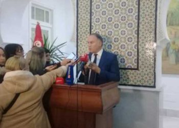 Tunisie : Le ministère de l&rsquo;éducation lance la plateforme « l&rsquo;école » de l&rsquo;enseignement numérique en partenariat avec l&rsquo;ambassade des Emirates arabes unis
