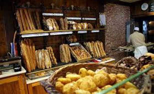 Tunisie : la chambre syndicale des boulangers, annonce l’annulation de la grève des boulangers prévue le 17 avril