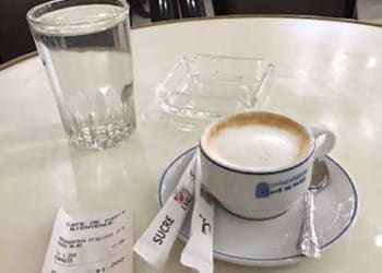 Tunisie : Tout client qui s’attable à un café est tenu de renouveler sa consommation, après une heure