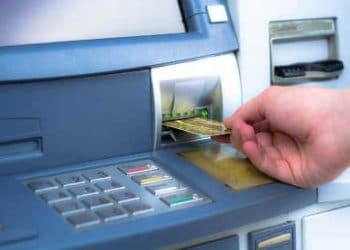 Tunisie : L’Association professionnelle tunisienne des banques et des établissements financiers (APTBEF) suspend les commissions de retrait par carte pour 3 mois renouvelables