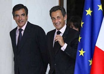 France : François Fillon, l&rsquo;ex-Premier ministre de Sarkozy, condamné à deux ans de prison ferme