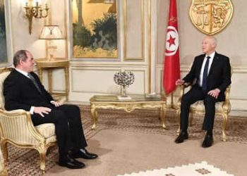 Tunisie : Le président Kais Saied reçoit le ministre algérien des Affaires étrangères Sabri Boukadoum