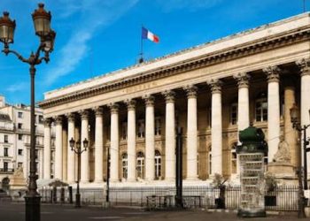 France : La Bourse de Paris inquiète d’une seconde vague de covid-19
