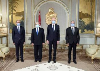 Tunisie : Le président Kaïs Saïed remet les lettres de créance aux nouveaux ambassadeurs tunisiens en France et en Libye
