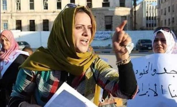 Libye : L’ avocate libyenne Hanane al-Barassi abattue dans sa voiture en pleine rue à Benghazi