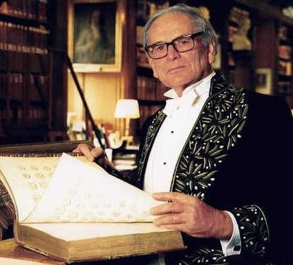 Décès du célèbre couturier français Pierre Cardin