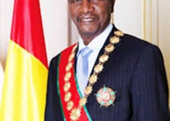 Guinée : le président guinéen Alpha Condé vacciné contre le COVID-19