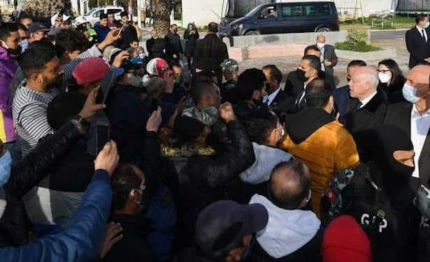 Tunisie – Kais Saied : « Je suis conscient de votre situation et je connais les parties qui souhaitent en profiter. Ne leur permettez pas de marchander de votre misère »
