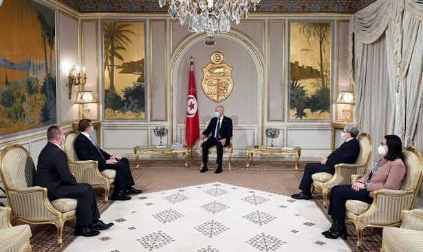 Tunisie : Le président Kaïs Saïed reçoit les lettres de créance de trois nouveaux ambassadeurs