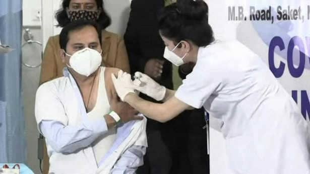 Coronavirus : plus de 200.000 personnes vaccinées en Inde, un «Record » lors du premier jour de la campagne de vaccination