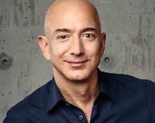 Le patron d&rsquo;Amazon Jeff Bezos quitte la direction