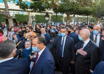 Tunisie :  le président Kais Saied à l&rsquo;Avenue Habib Bourguiba à Tunis