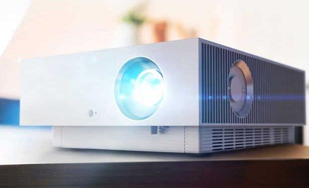 Le vidéoprojecteur laser HU810PW de LG, un modèle capable de projeter une image en résolution 4K avec prise en charge HDR