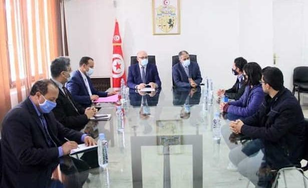 Tunisie : le ministère de la Santé annonce  la signature d’un accord avec l’Organisation tunisienne des jeunes médecins (OTJM) et la suspension de leur grève