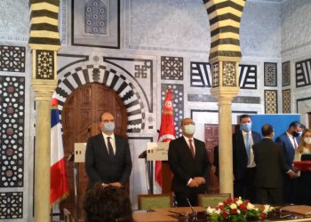Tunisie-France : Opération de solidarité  de la France  avec la Tunisie  face à la pandémie de Covid-19
