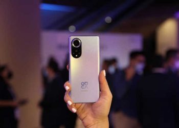Pourquoi le HUAWEI nova 9 est le smartphone phare et roi des appareils photo à la mode de cette année