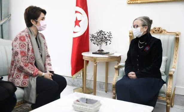 Tunisie : la cheffe du gouvernement, Najla Bouden  rencontre la directrice du bureau de la Banque européenne de développement et de reconstruction en Tunisie (BERD),  Nodira Mansurova
