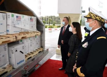 Tunisie : Les Etats-Unis livrent plus de 300.000 doses de vaccins anti-Covid-19 à la Tunisie