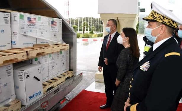 Tunisie : Les Etats-Unis livrent plus de 300.000 doses de vaccins anti-Covid-19 à la Tunisie