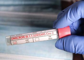 Coronavirus : Omicron présente un danger particulier pour les personnes âgées et qui souffrent d’immunodéficience