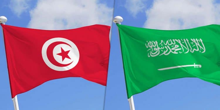 Tunisie : Le ministre de la défense nationale, Imed Mémiche rencontre le commandant des Forces navales royales saoudiennes