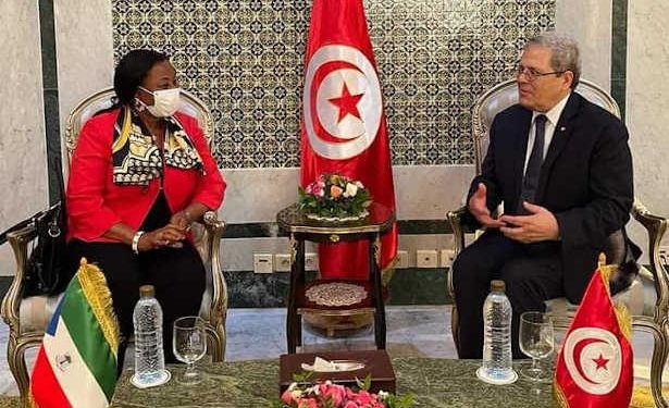 Tunisie :  L’ambassadrice guinéenne informe le ministre des Affaires étrangères, de la Migration et des Tunisiens de l’étranger des mesures prises par son pays suite au naufrage du navire Xelo