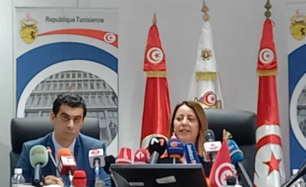 Tunisie : La porte-parole du ministère de l’Intérieur démentit  les  rumeurs des conflits entre le ministre de l&rsquo;intérieur, Taoufik Charfeddine et les responsables de sécurité et affirme l&rsquo;harmonie du travail au sein du ministère