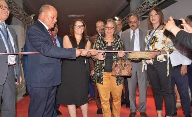 Tunisie : La ministre de l’industrie, Neila Nouira Gongi inaugure le salon international pour le pétrole, le gaz, l&rsquo;énergie et les services PetroAfrica Tunisia 2022