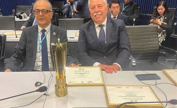 Tunisie : La Poste Tunisienne remporte le 1er prix dans la catégorie  « e- business »  à l’occasion du Sommet Mondial sur  la Société de l’Information « SMSI » 2022  à Genève