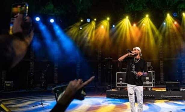 Tunisie :L’artiste A.LA joue sur la scène de Hammamet à guichets fermés