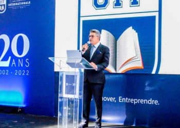 Tunisie : L’Université Internationale de Tunis (UIT) célèbre ses 20 Ans lors de la cérémonie de graduation des étudiants