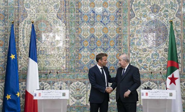 Algérie : le président Macron annonce la création d’une commission mixte d’historiens sur le passé colonial