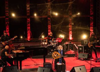 Tunisie : Marcel Khalifé et son fils Bachar Ma-Khalifé rendent hommage à l&rsquo;un  des plus grands poètes palestiniens des temps modernes « Mahmoud Darwich »  à Hammamet