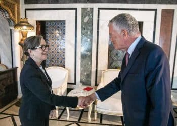 Tunisie-France : L’ambassadeur de la France en Tunisie, André Parant  réitère l’engagement de son pays « à soutenir la Tunisie, dans ses négociations avec le FMI »