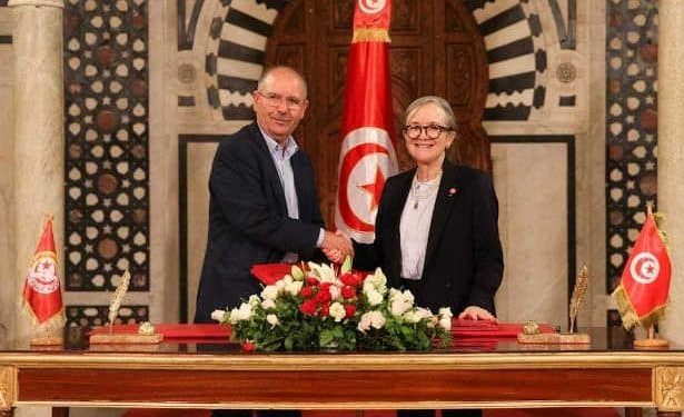Tunisie : Le gouvernement et l&rsquo;UGTT signent un accord sur les augmentations salariales des fonctionnaires et agents de l&rsquo;Etat