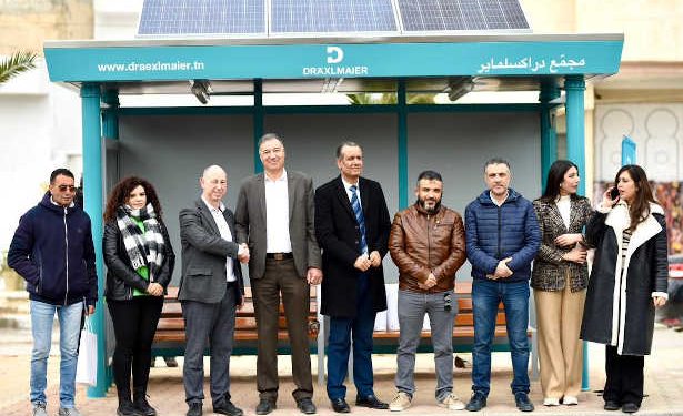 Tunisie: DRÄXLMAIER offre le premier arrêt de bus intelligent