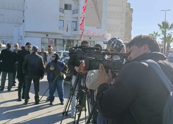 Tunisie : Les journalistes interdits de couvrir la première plénière du Parlement