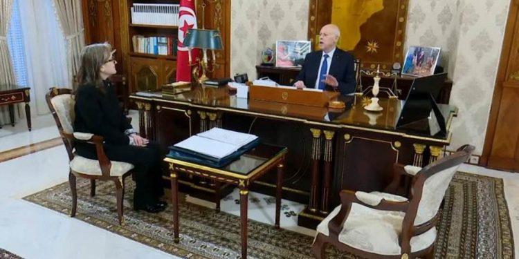 Tunisie : Le chef de l&rsquo;Etat, kais Saïed s&rsquo;entretient avec la cheffe du gouvernement  et dément  les rumeurs de sa maladie