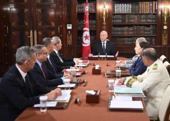 Tunisie : Le président de la République préside une réunion élargie autour de l’hôpital du Roi Salman Ibn Abdelaziz  de Kairouan