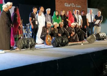 Tunisie : L&rsquo;ambassadeur du Sultanat d’Oman à Tunis participe au spectacle musical omanais « Angham » au 28ème Festival du Jasmin à Tunis