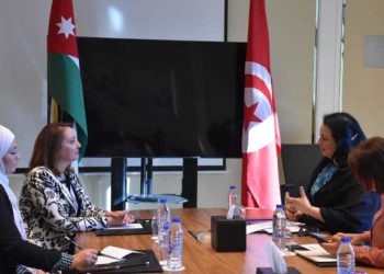 Tunisie : La ministre de la Famille, de la Femme, de l&rsquo;Enfance et des Personnes âgées s&rsquo;entretient avec le secrétaire général du comité national jordanien chargé des Affaires de la femme
