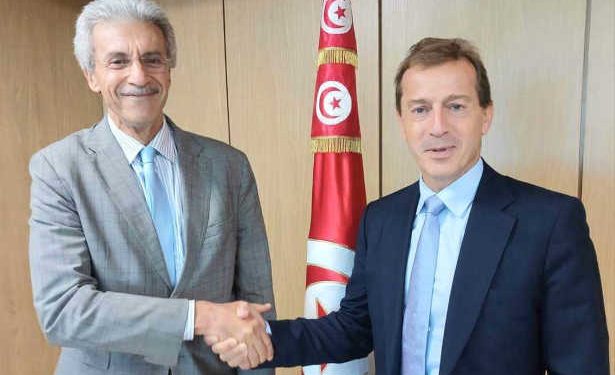 Tunisie : Le ministre de l’Economie reçoit les hauts responsables du Constructeur aéronautique européen Airbus