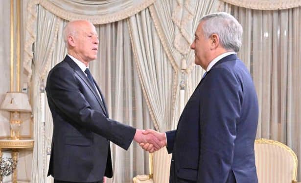 Tunisie: Le président de la république, Kaïs Saïed,reçoit le vice-président du Conseil, et ministre des Affaires étrangères italien, Antonio Tajani