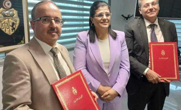 Tunisie: La ministre des Finances, Sihem Nemsia prend ses fonctions à la tête du ministère de l’Economie et de la planification par intérim